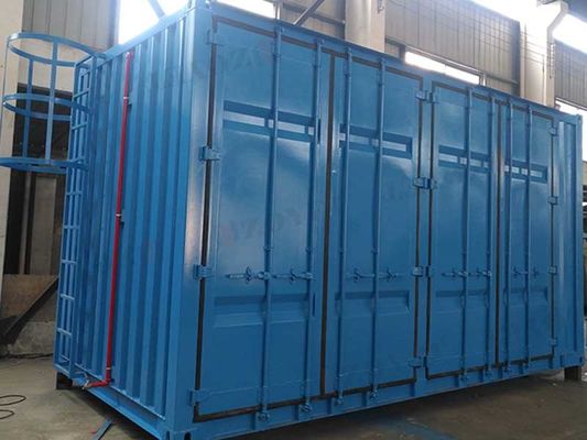 Planta de tratamiento de aguas en contenedores azules vacía en contenedores